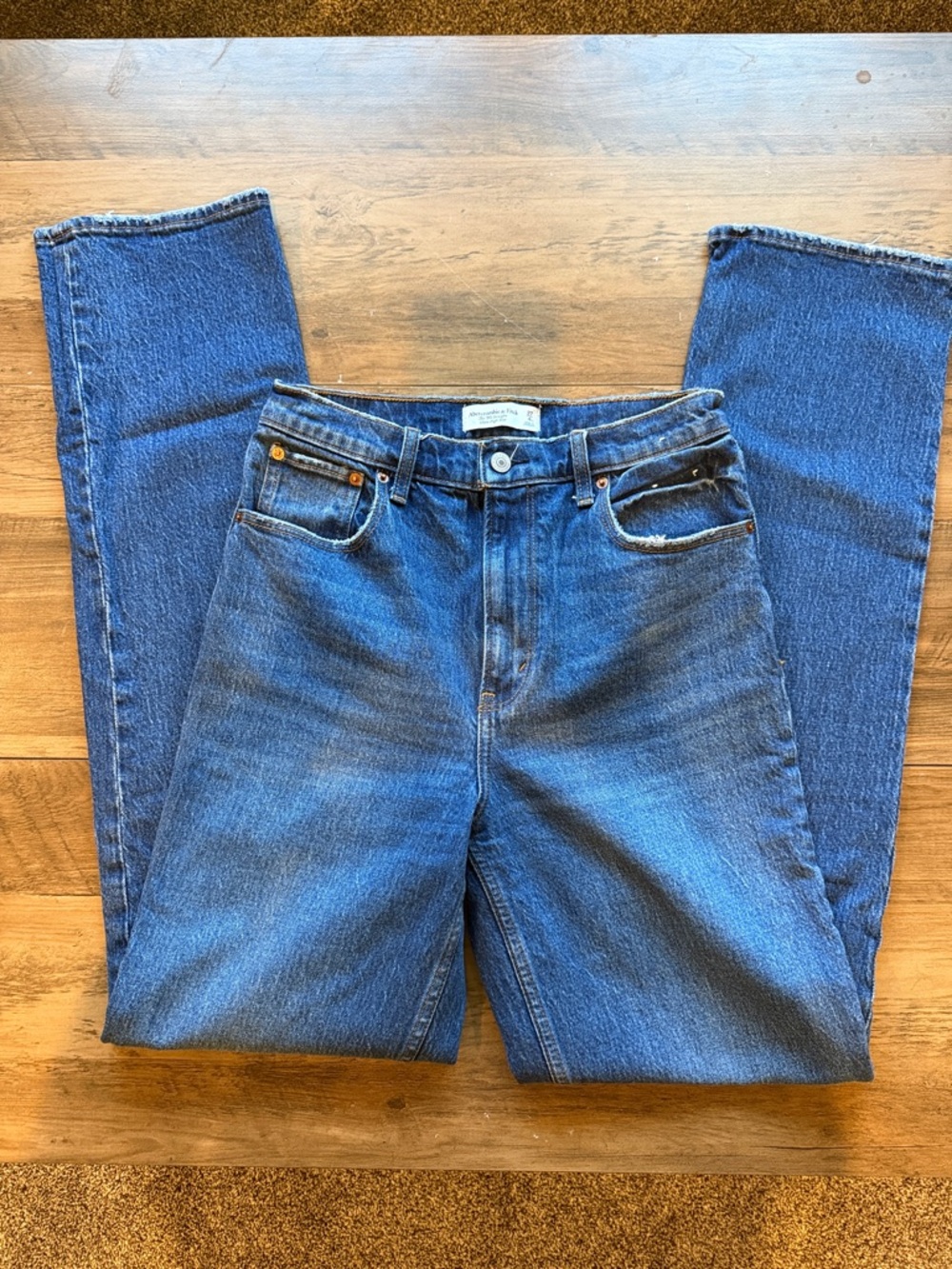 Abercrombie and Fitch 90s straight Jean